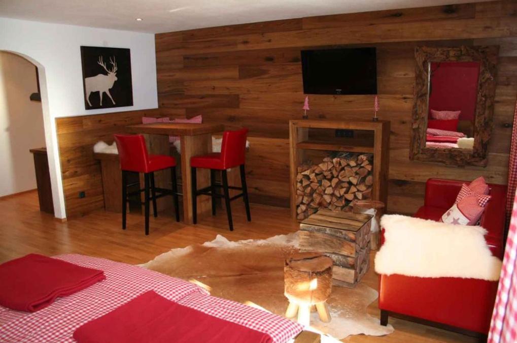 S P O R T A L M - Seefeld Seefeld in Tirol Exterior photo